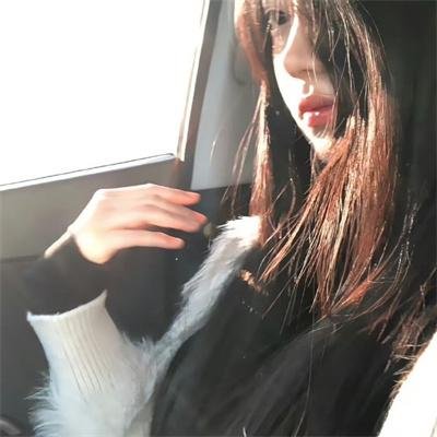 伯爵夫人的耳环封面